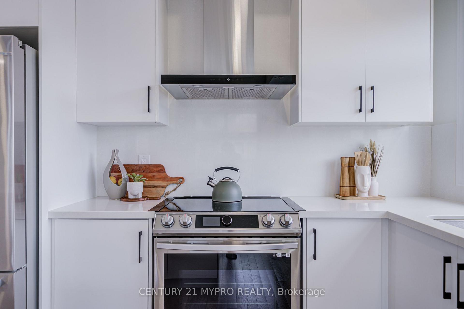 Photo 18 of 107 William Shearn Crescent, Markham, Angus Glen — HOMEH