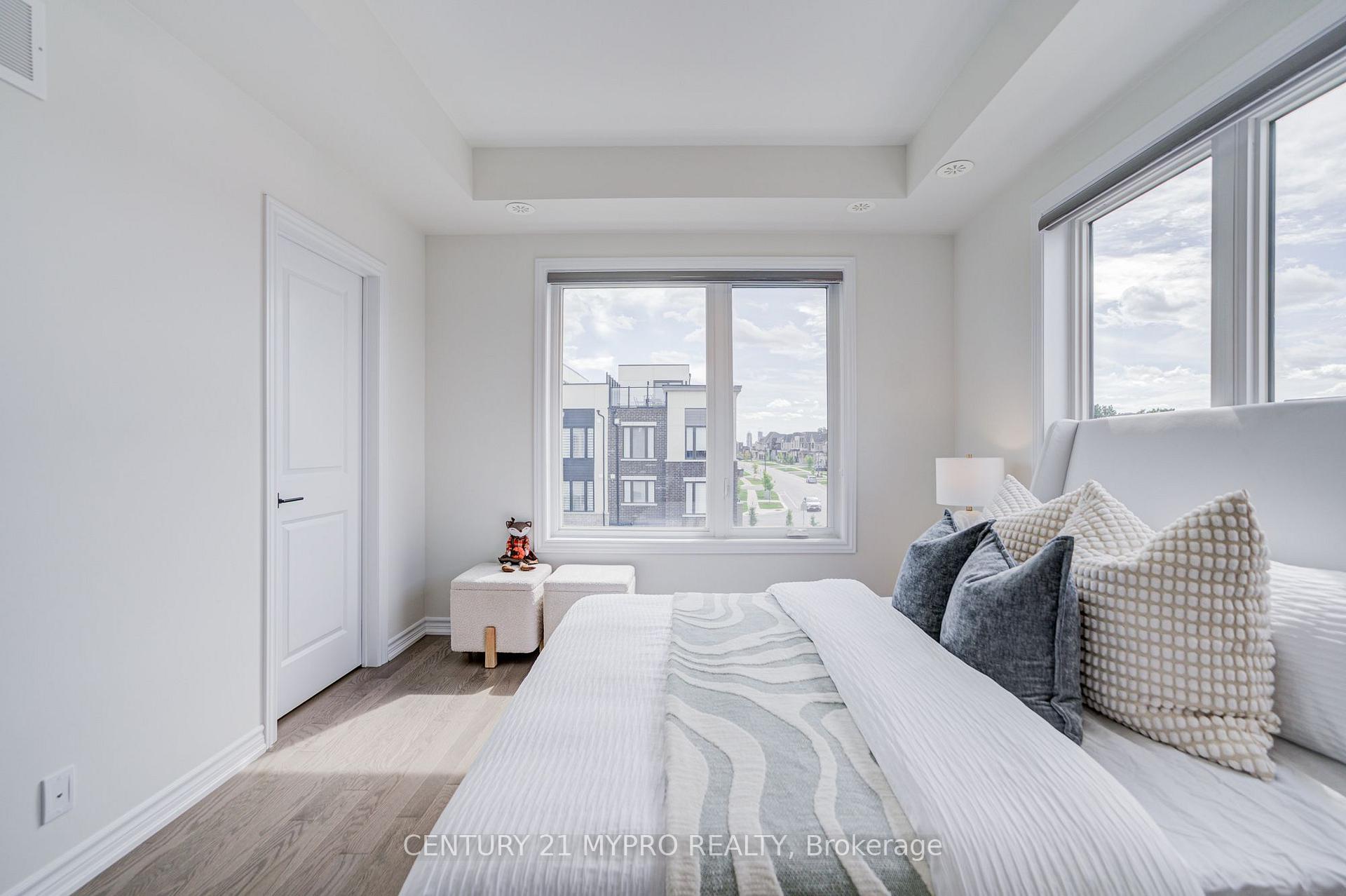 Photo 22 of 107 William Shearn Crescent, Markham, Angus Glen — HOMEH