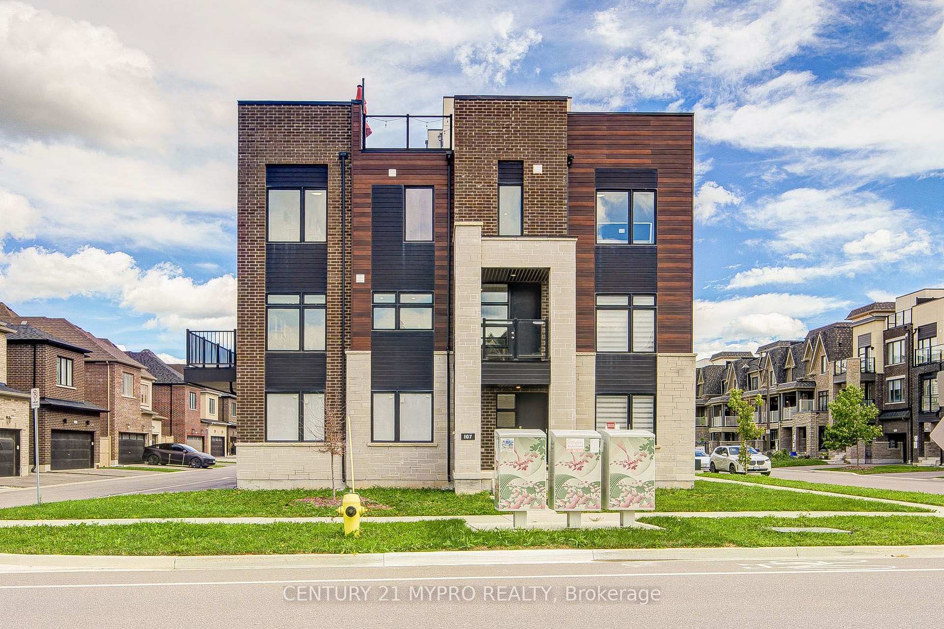 Photo 36 of 107 William Shearn Crescent, Markham, Angus Glen — HOMEH