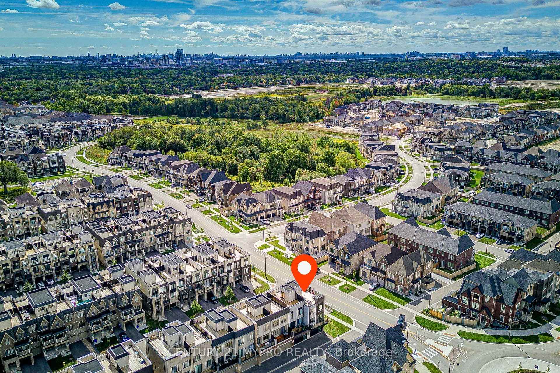 Photo 38 of 107 William Shearn Crescent, Markham, Angus Glen — HOMEH