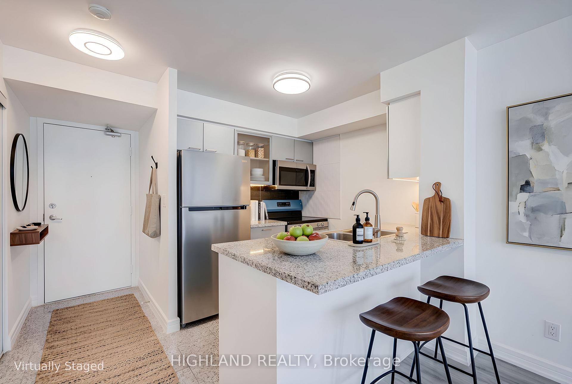 Photo 3 of Unit 1002, 18 Harrison Garden Boulevard, North York, Willowdale East — HOMEH