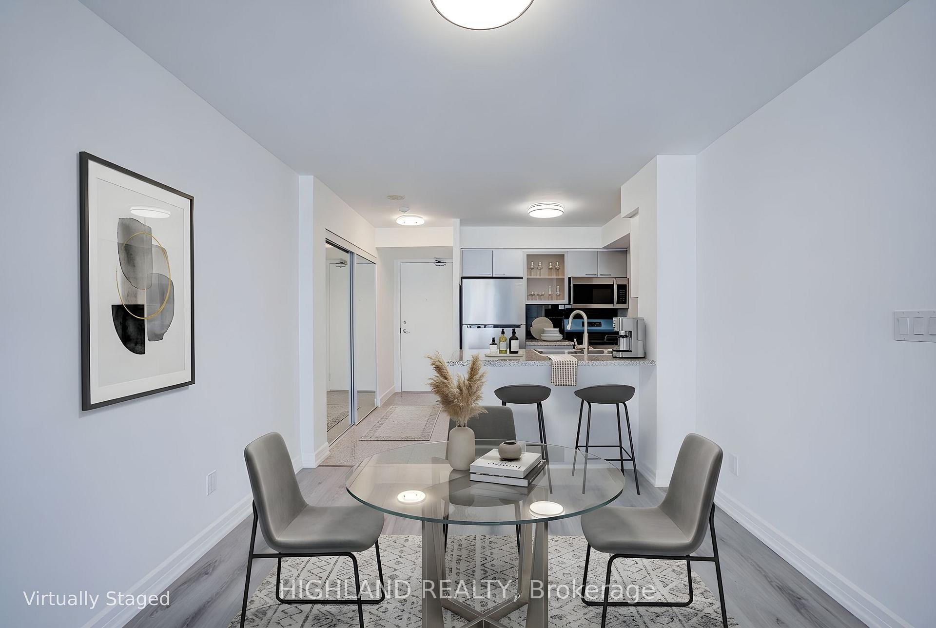 Photo 4 of Unit 1002, 18 Harrison Garden Boulevard, North York, Willowdale East — HOMEH