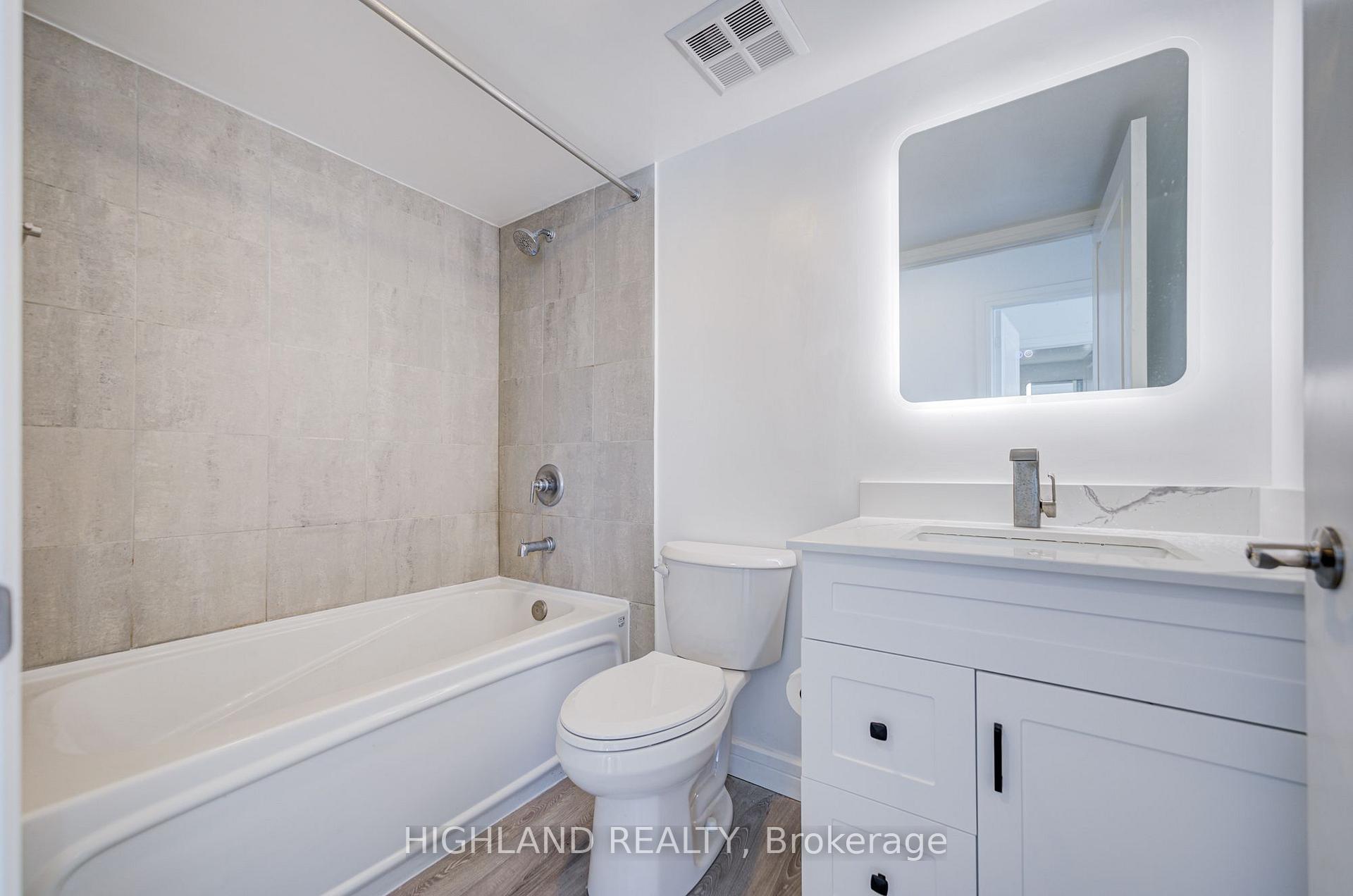 Photo 11 of Unit 1002, 18 Harrison Garden Boulevard, North York, Willowdale East — HOMEH