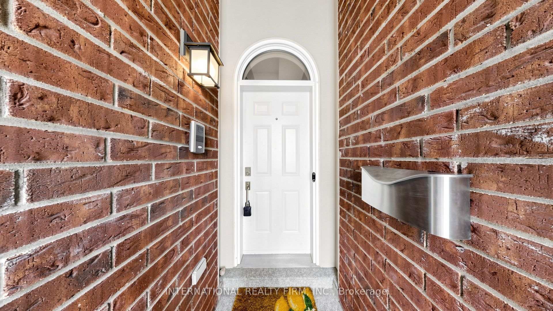 Photo 3 of 110 Lorraine Drive, North York, Willowdale West — HOMEH