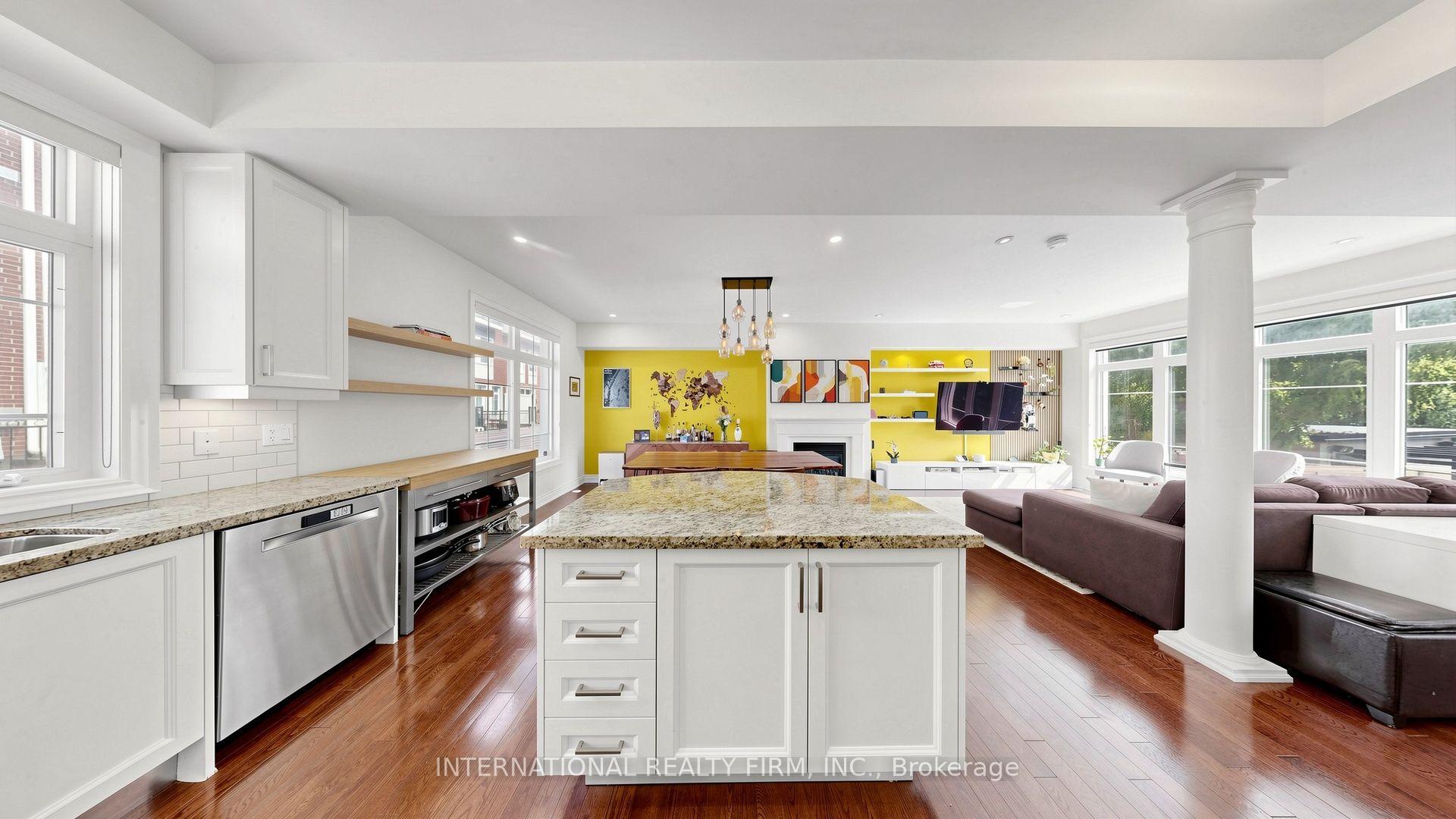 Photo 13 of 110 Lorraine Drive, North York, Willowdale West — HOMEH