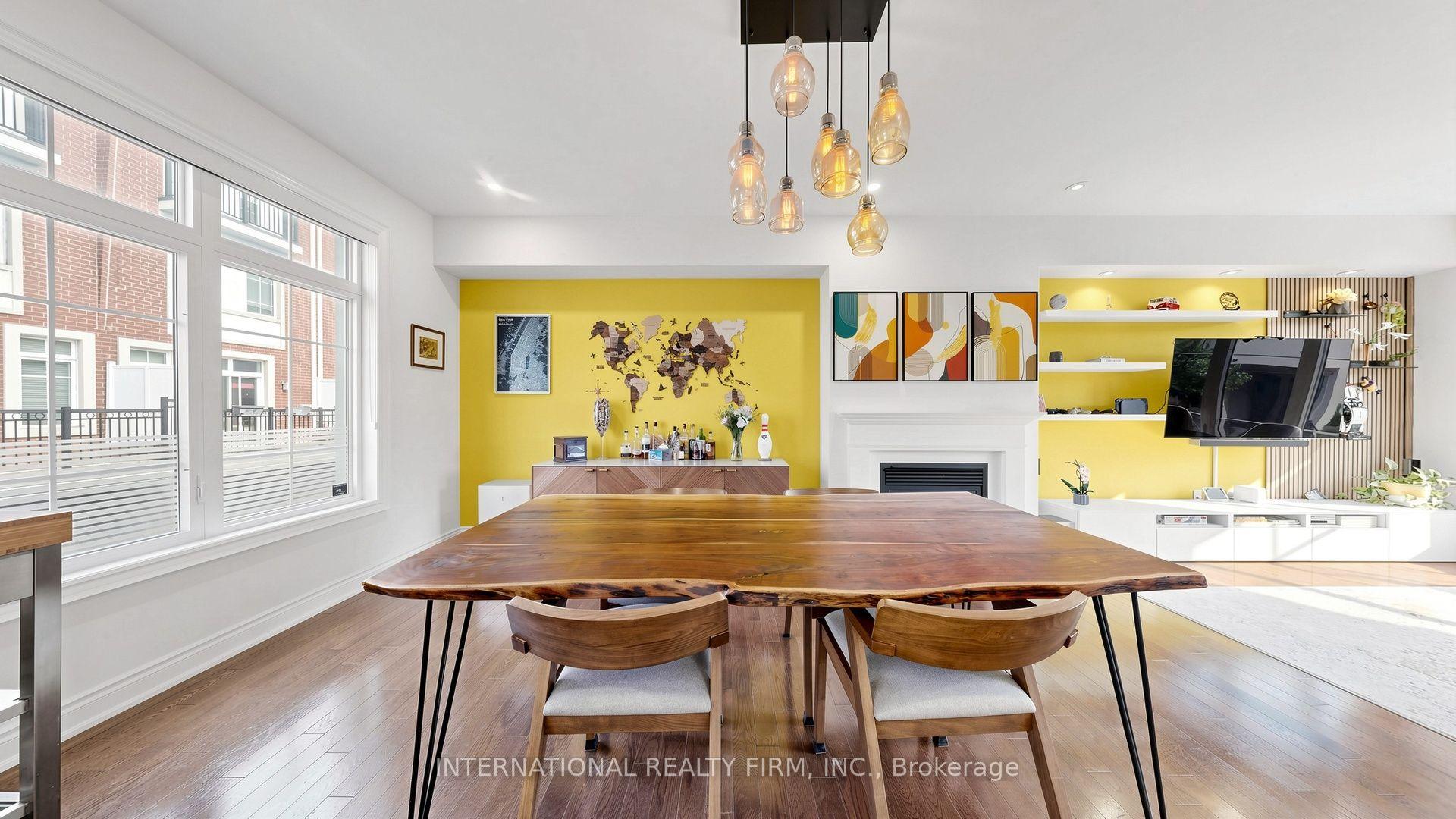 Photo 22 of 110 Lorraine Drive, North York, Willowdale West — HOMEH