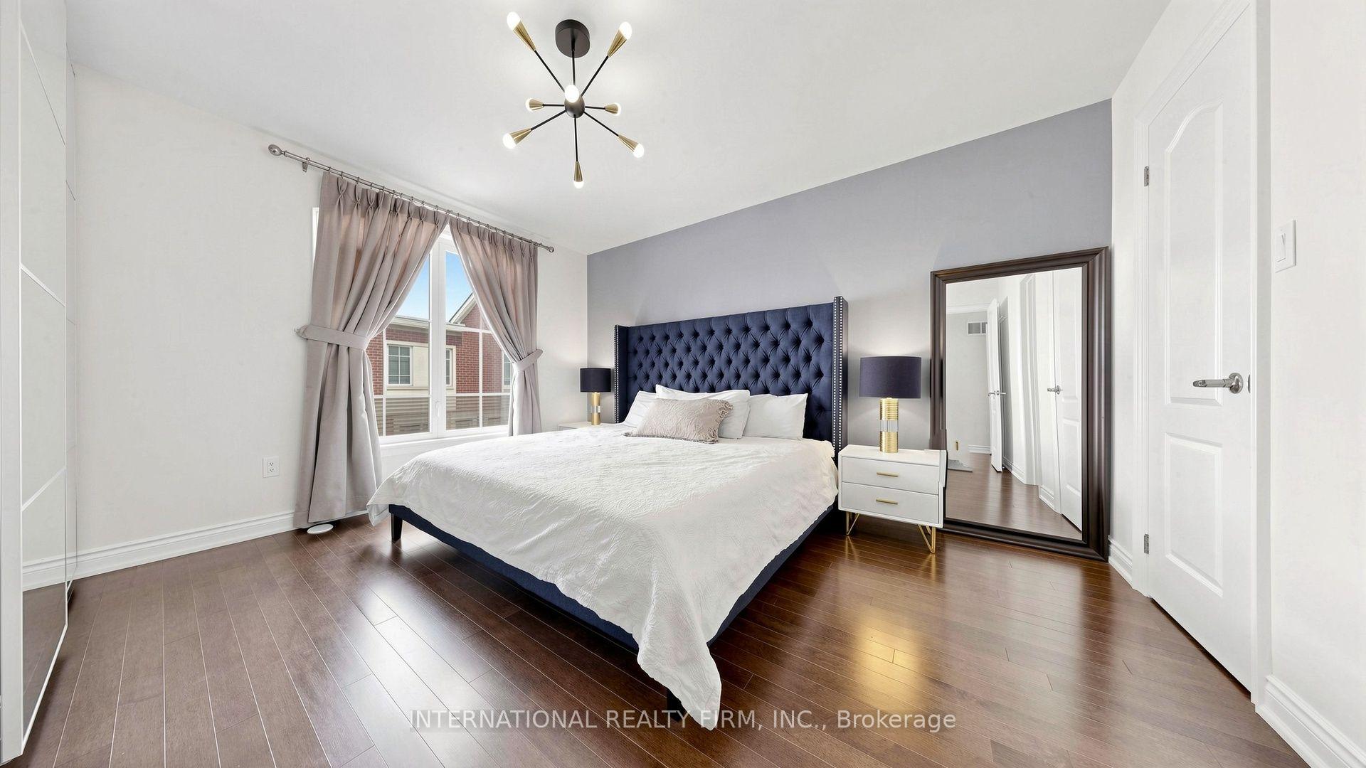 Photo 25 of 110 Lorraine Drive, North York, Willowdale West — HOMEH
