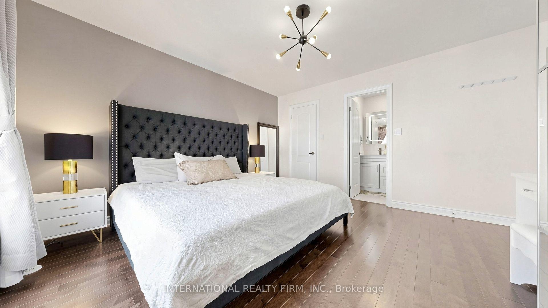 Photo 27 of 110 Lorraine Drive, North York, Willowdale West — HOMEH