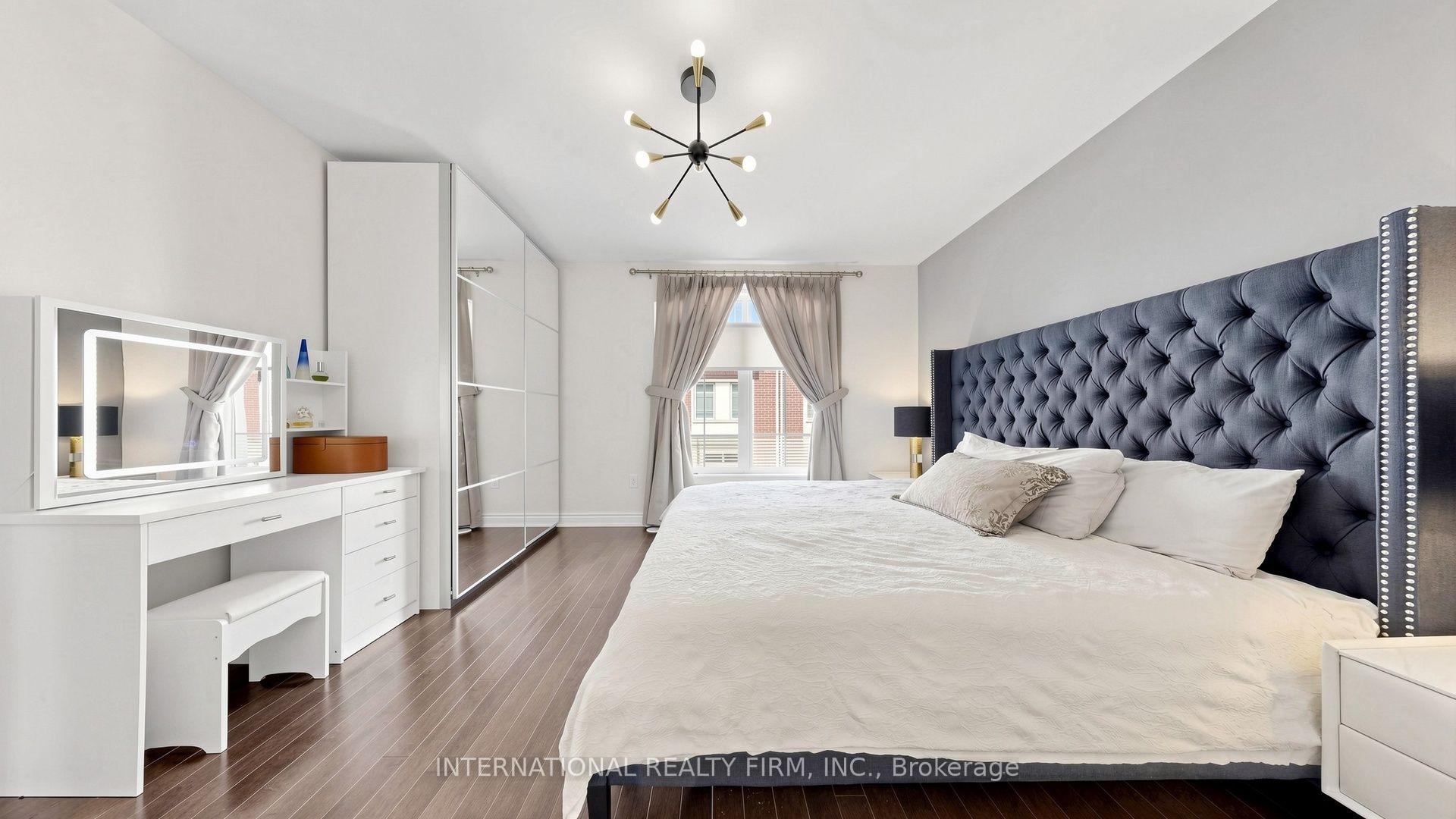 Photo 28 of 110 Lorraine Drive, North York, Willowdale West — HOMEH
