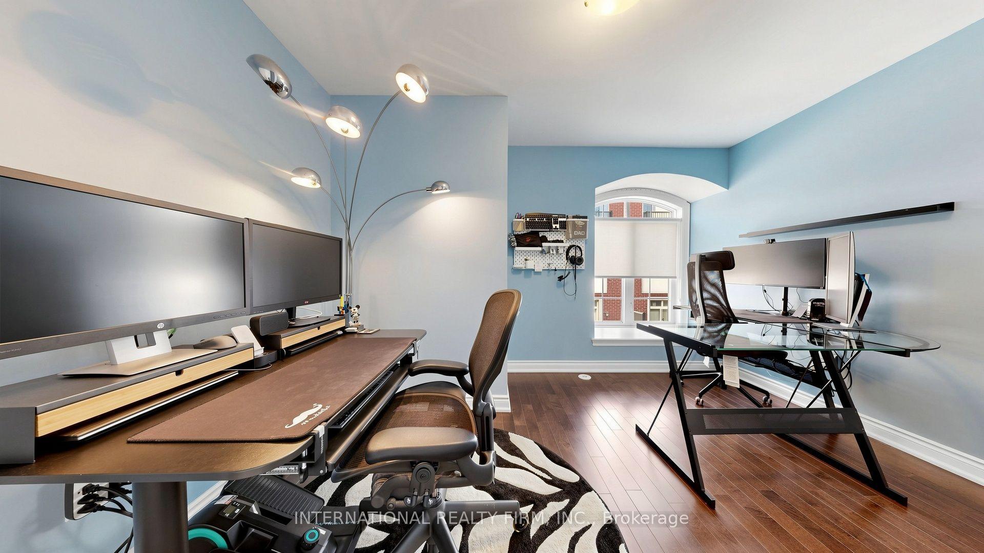 Photo 32 of 110 Lorraine Drive, North York, Willowdale West — HOMEH
