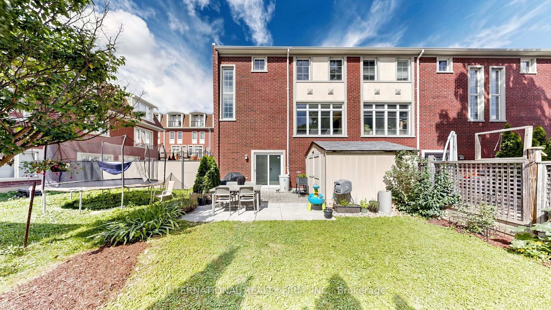 Photo 45 of 110 Lorraine Drive, North York, Willowdale West — HOMEH