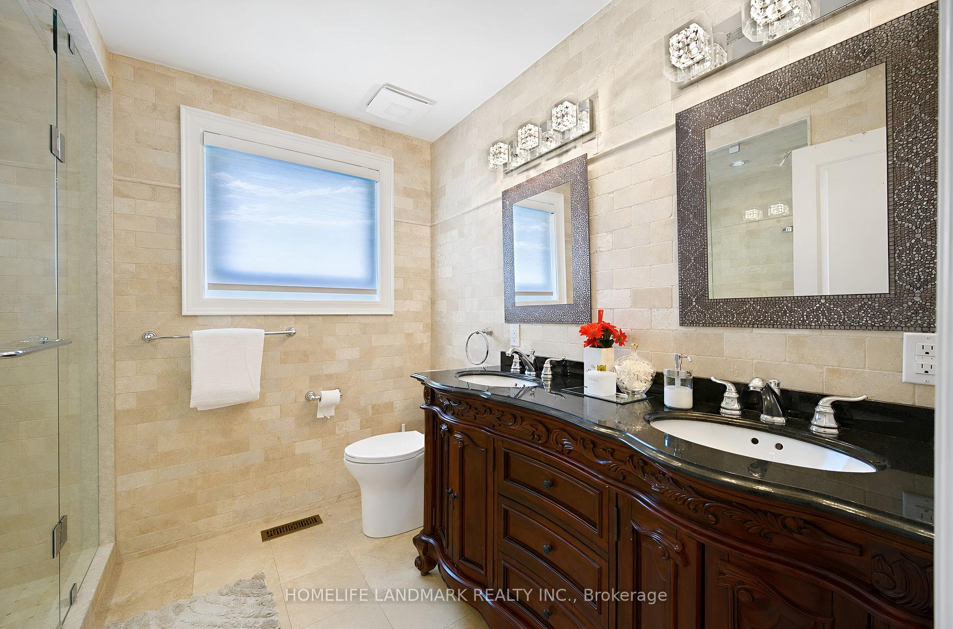 Photo 18 of 21 Bearwood Drive, Etobicoke, Edenbridge-Humber Valley — HOMEH