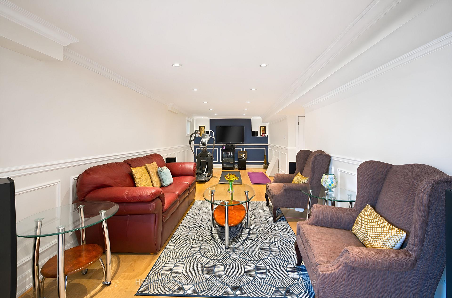 Photo 26 of 21 Bearwood Drive, Etobicoke, Edenbridge-Humber Valley — HOMEH