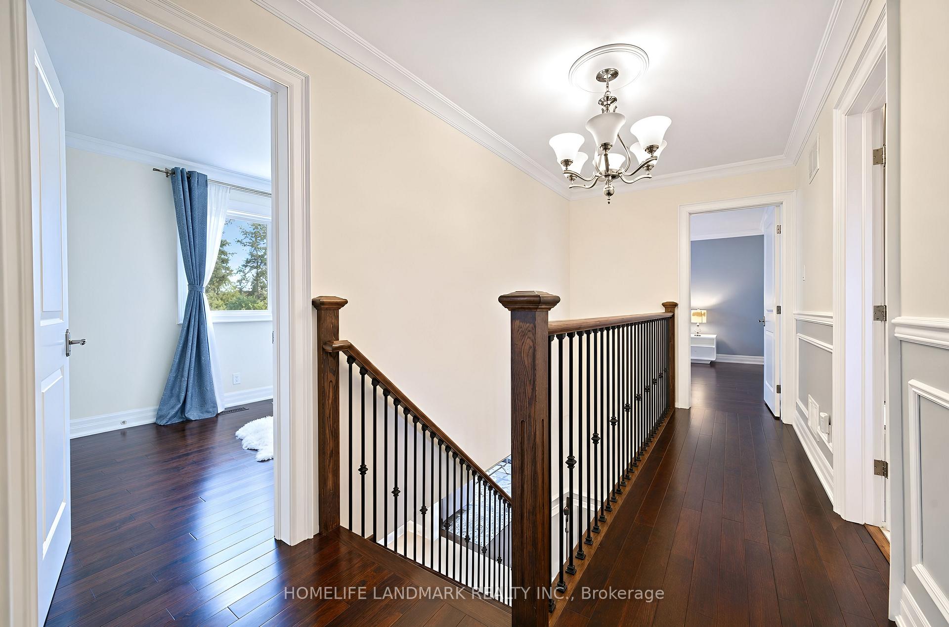 Photo 23 of 21 Bearwood Drive, Etobicoke, Edenbridge-Humber Valley — HOMEH