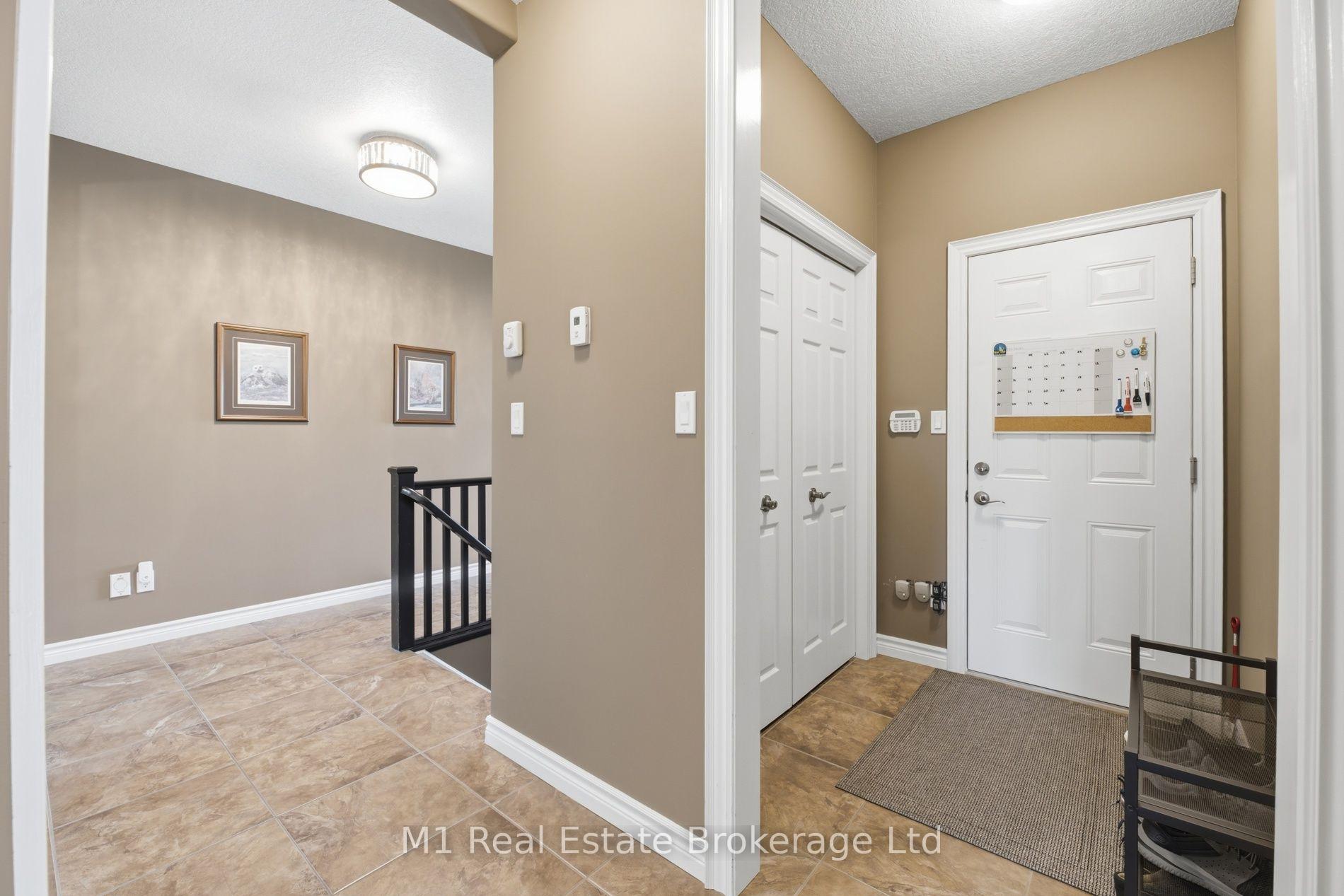Photo 8 of 12 Sweeney Drive, Guelph, Kortright East — HOMEH