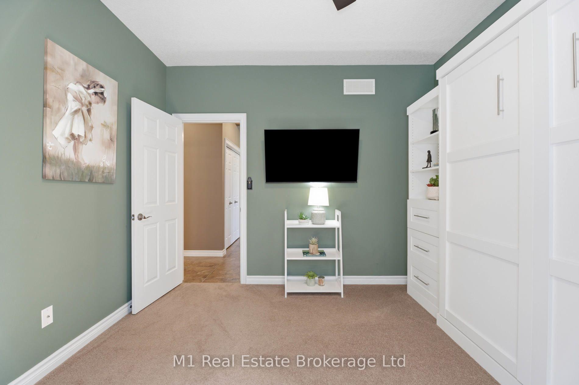 Photo 20 of 12 Sweeney Drive, Guelph, Kortright East — HOMEH
