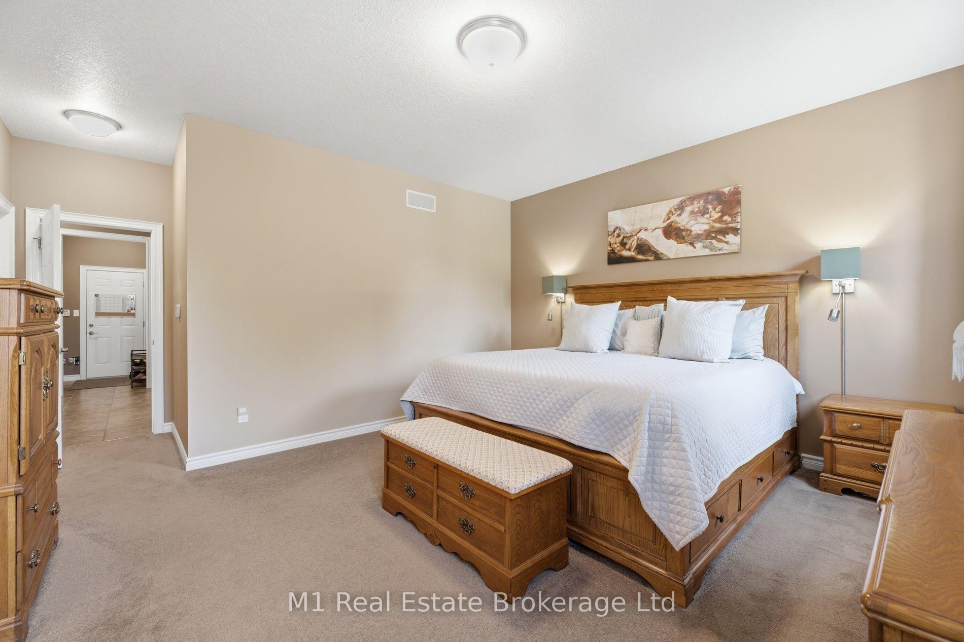 Photo 23 of 12 Sweeney Drive, Guelph, Kortright East — HOMEH