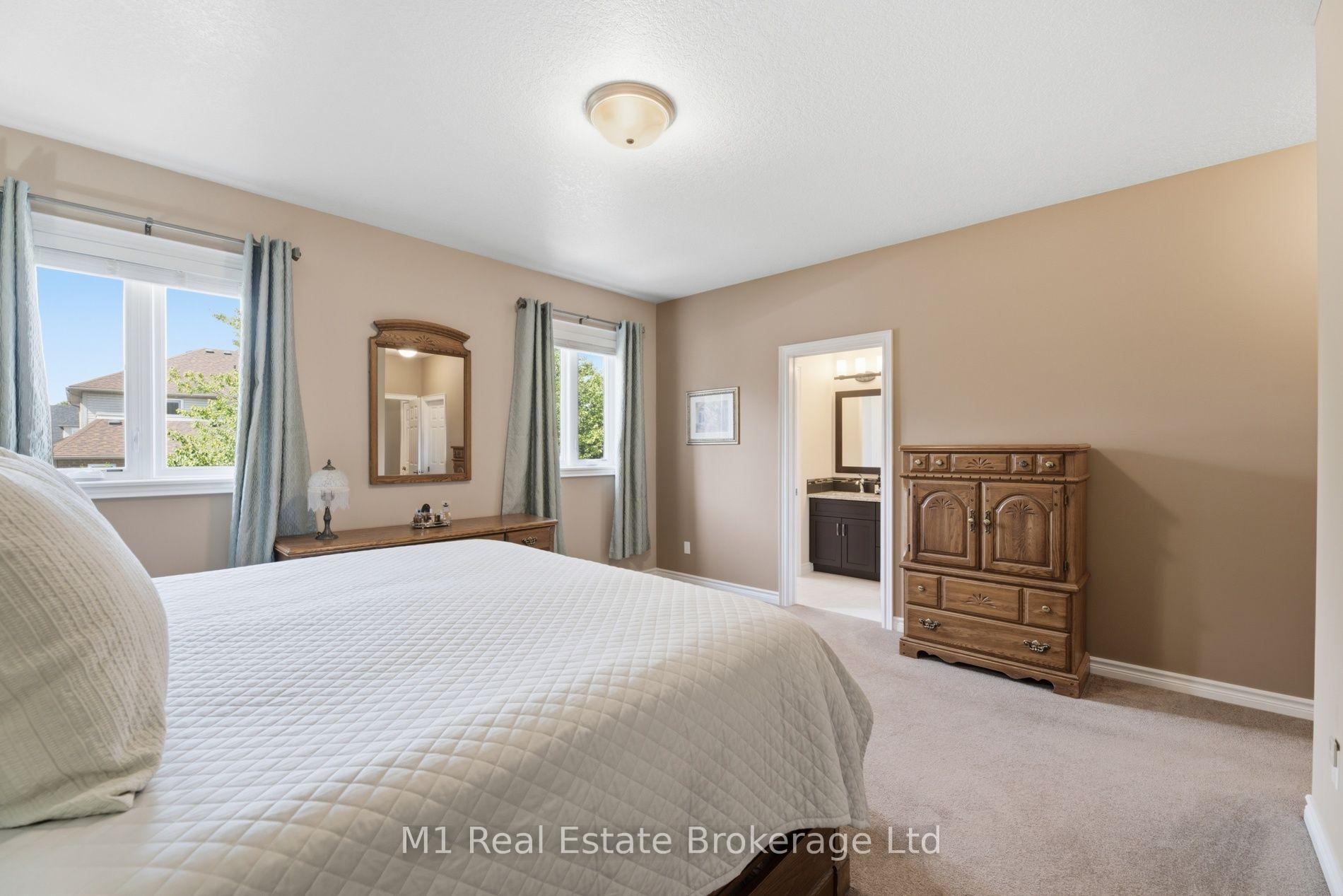 Photo 24 of 12 Sweeney Drive, Guelph, Kortright East — HOMEH