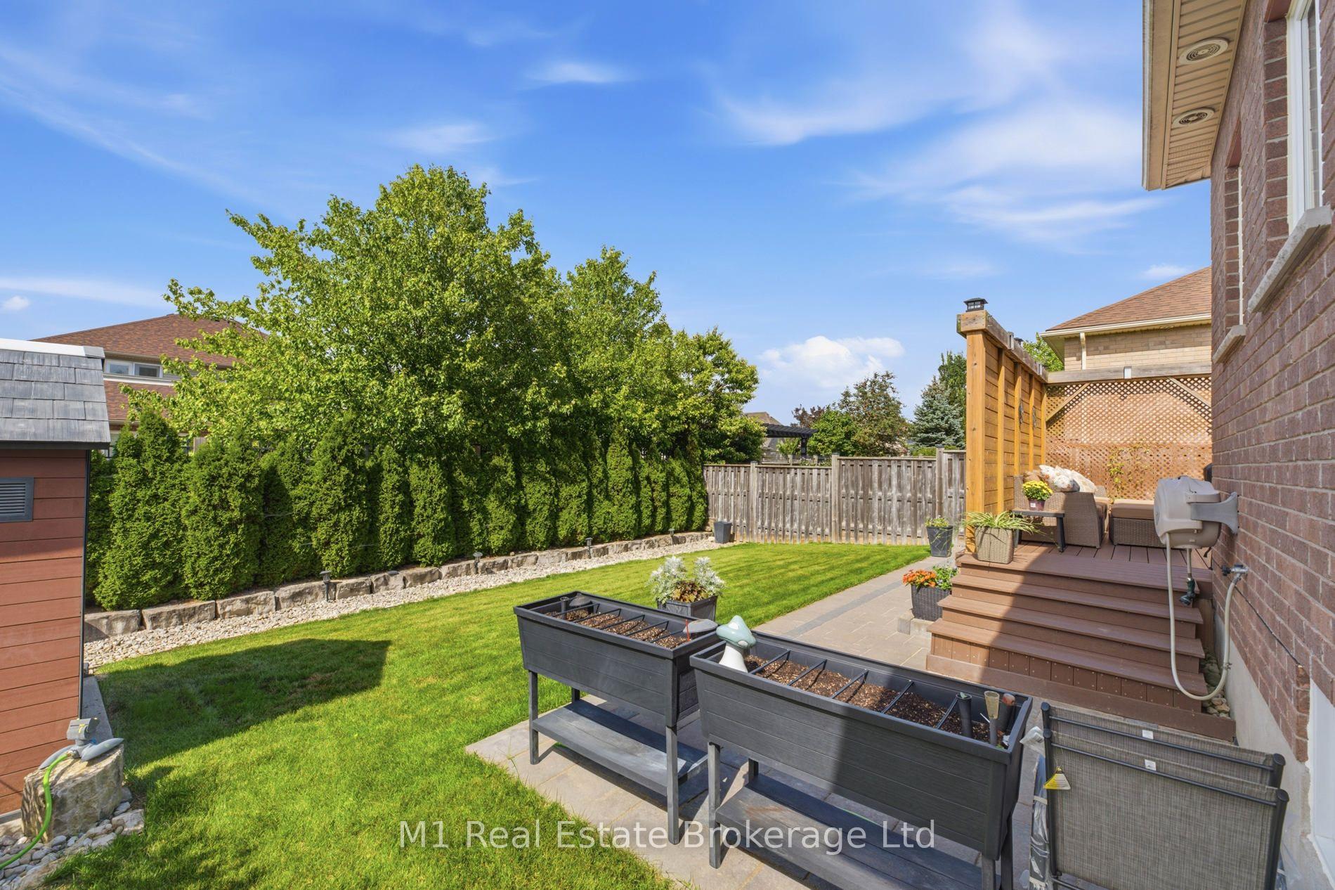 Photo 41 of 12 Sweeney Drive, Guelph, Kortright East — HOMEH