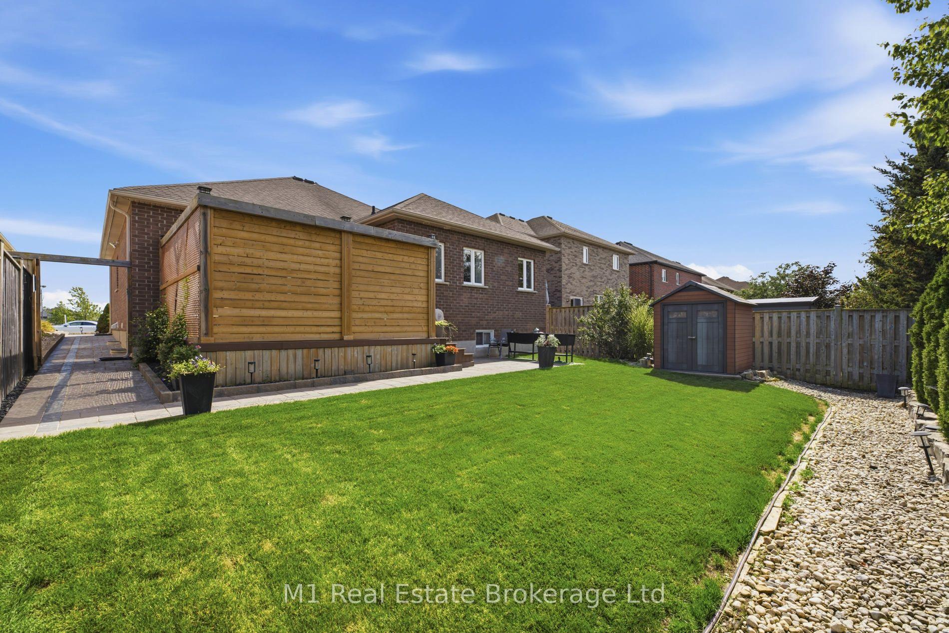 Photo 42 of 12 Sweeney Drive, Guelph, Kortright East — HOMEH