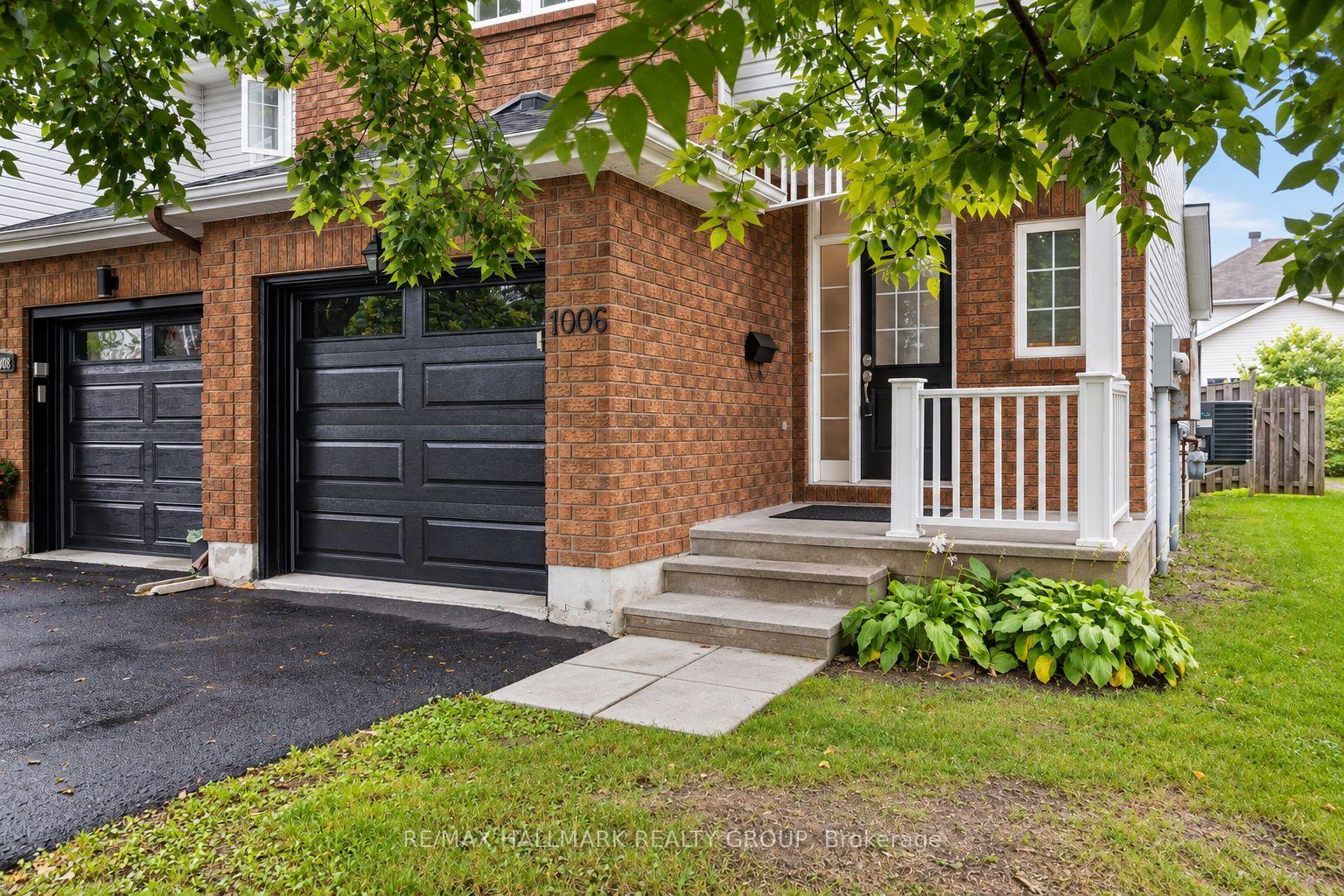 Photo 1 of 1006 Markwick Crescent, Ottawa, Notting Hill/Summerside — HOMEH