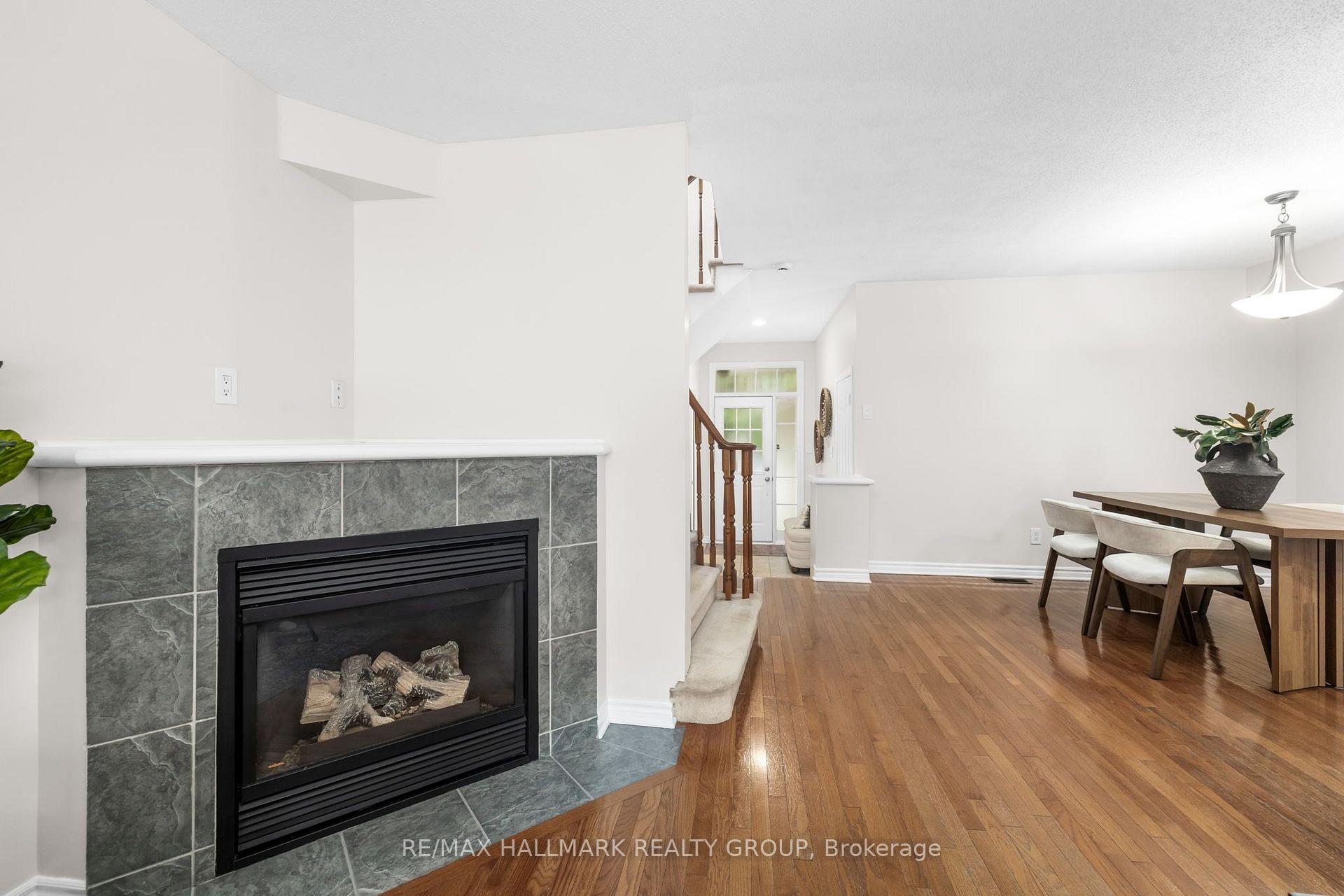 Photo 17 of 1006 Markwick Crescent, Ottawa, Notting Hill/Summerside — HOMEH