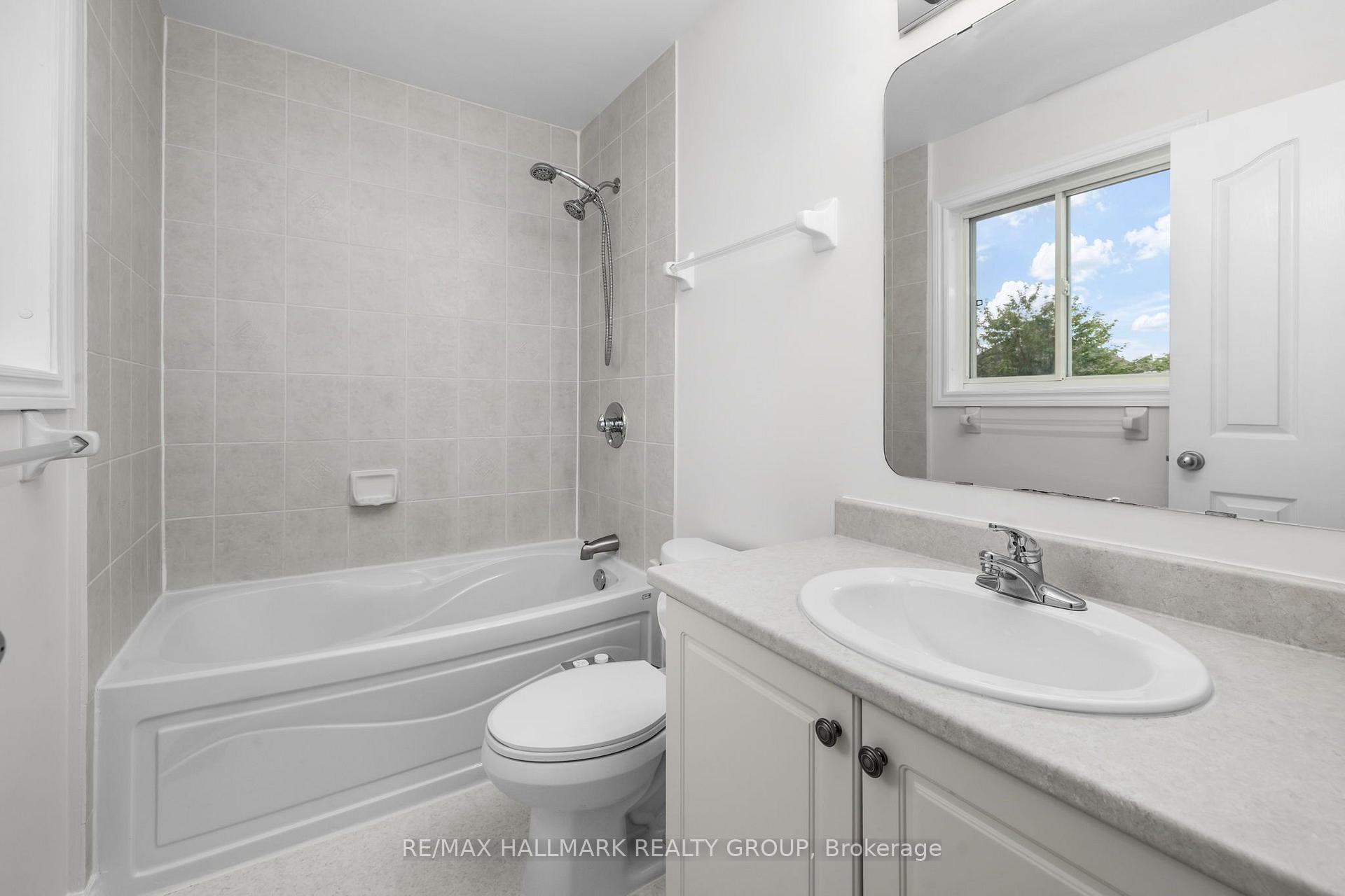 Photo 21 of 1006 Markwick Crescent, Ottawa, Notting Hill/Summerside — HOMEH