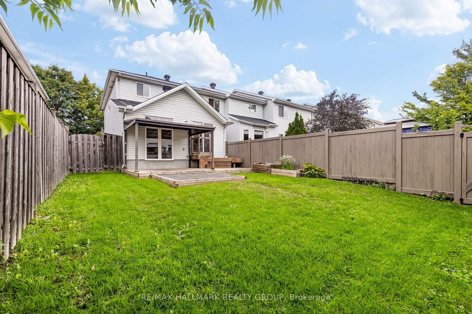 Photo 29 of 1006 Markwick Crescent, Ottawa, Notting Hill/Summerside — HOMEH