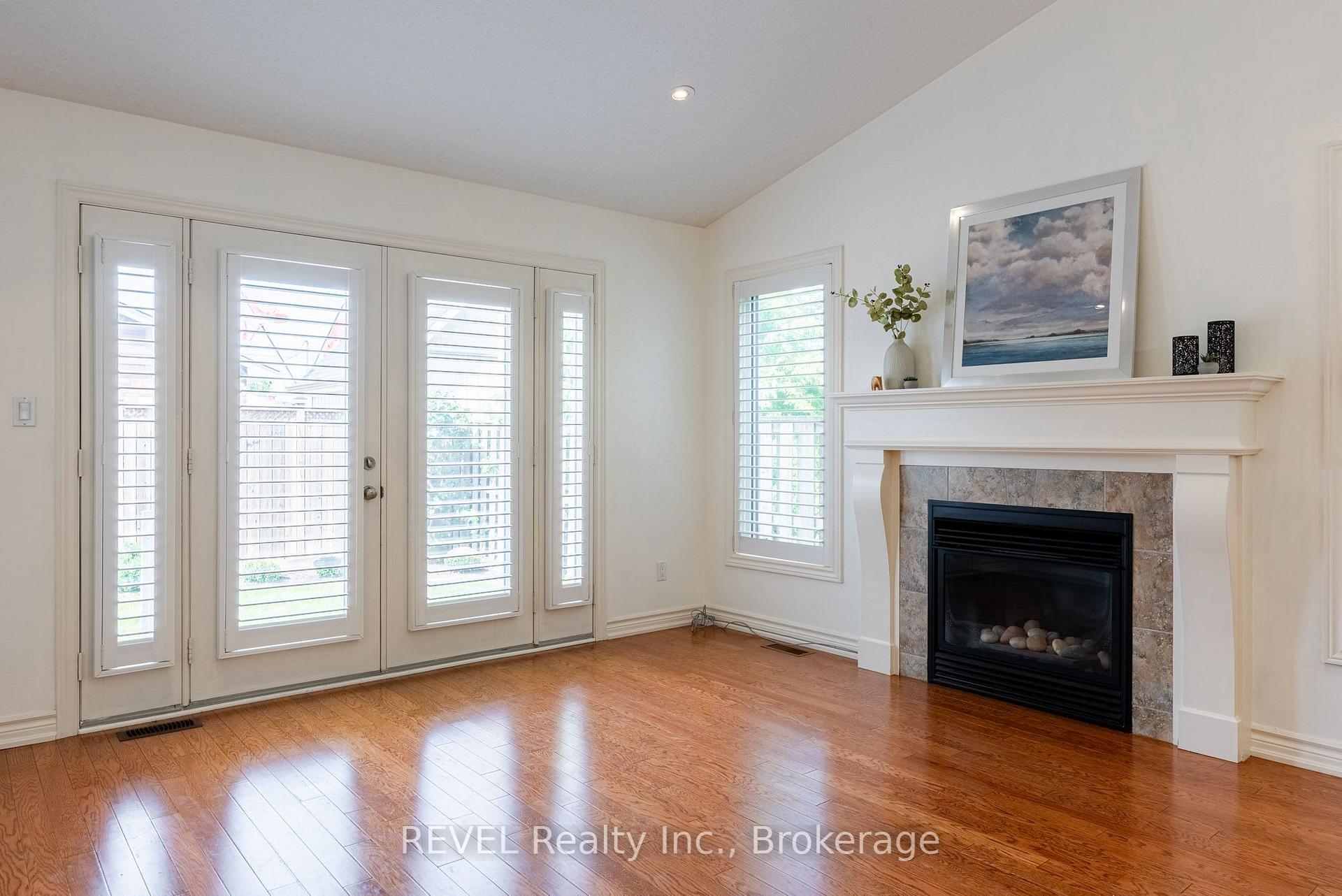 Photo 21 of 23 Myrtle Avenue, St. Catharines, Carlton/Bunting — HOMEH