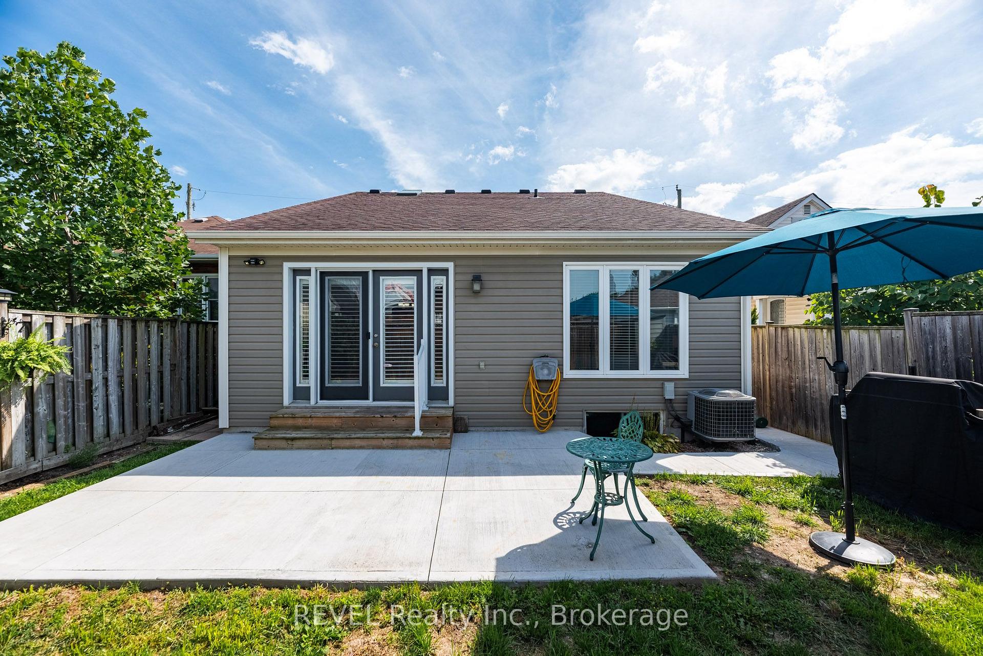Photo 34 of 23 Myrtle Avenue, St. Catharines, Carlton/Bunting — HOMEH