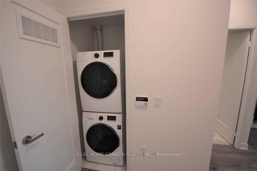 Photo 9 of Unit 2705, 195 Redpath Avenue, Toronto, Mount Pleasant West — HOMEH