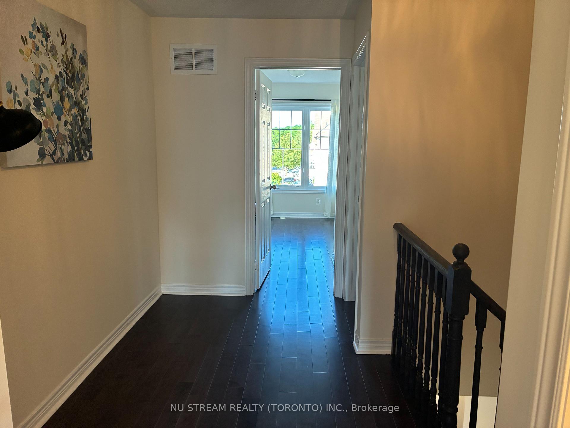 Photo 8 of 300 Delray Drive, Markham, Greensborough — HOMEH