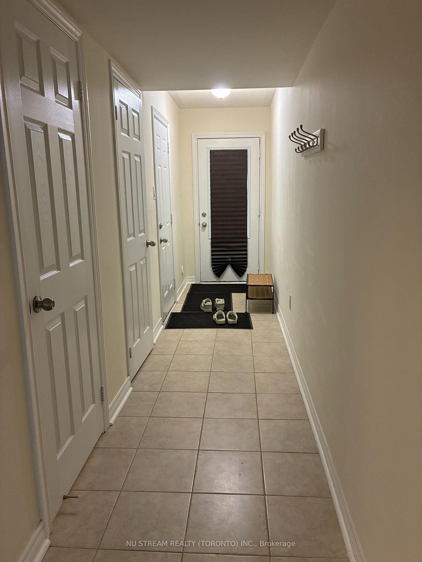 Photo 13 of 300 Delray Drive, Markham, Greensborough — HOMEH