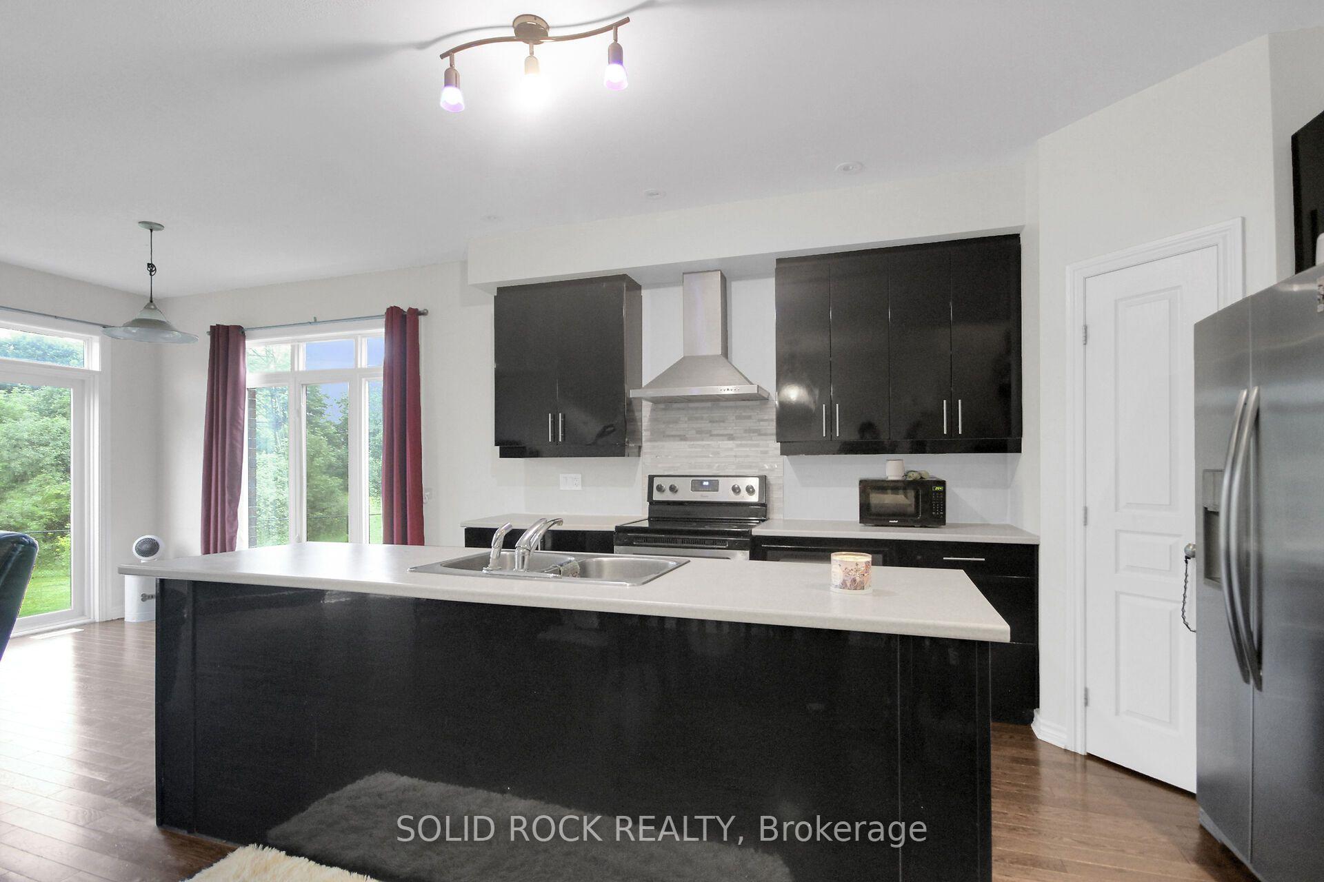 Photo 11 of 520 Grand Tully Way, Ottawa, Riverside South — HOMEH