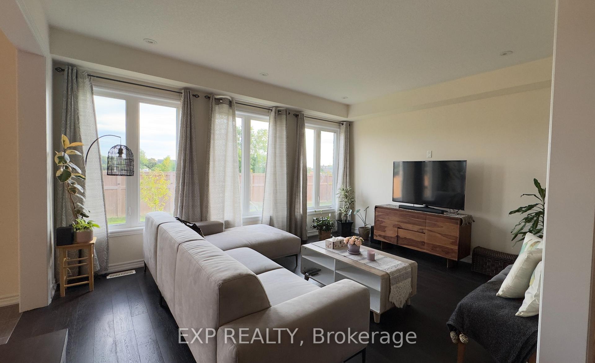 Photo 6 of 190 Explorer Way, Thorold, Rolling Meadows — HOMEH