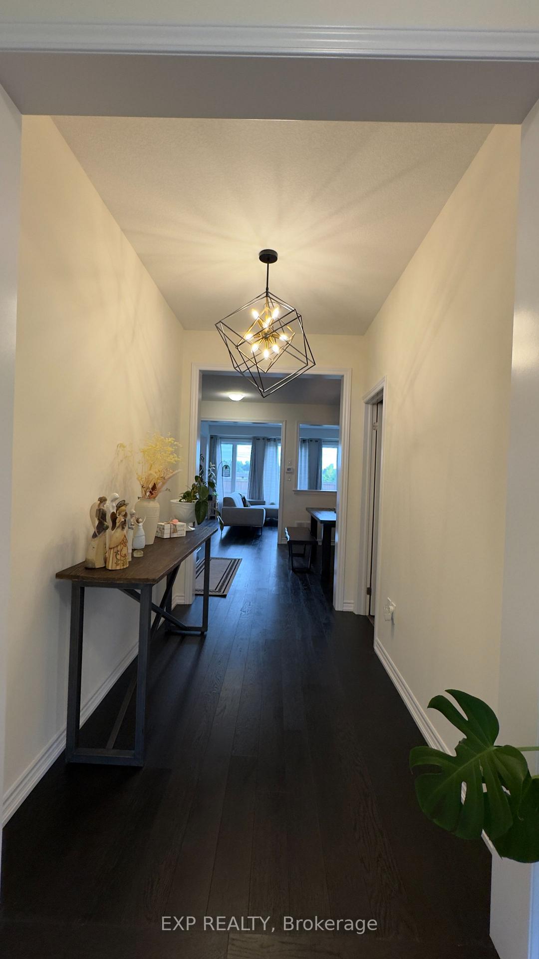Photo 9 of 190 Explorer Way, Thorold, Rolling Meadows — HOMEH