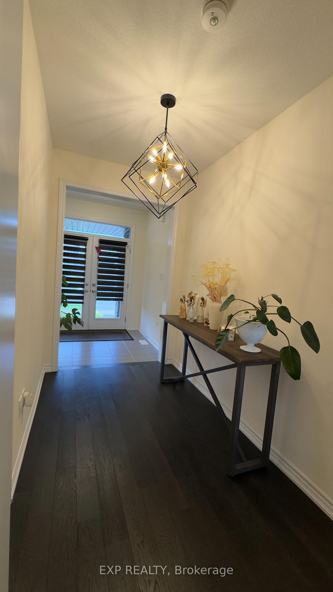 Photo 10 of 190 Explorer Way, Thorold, Rolling Meadows — HOMEH