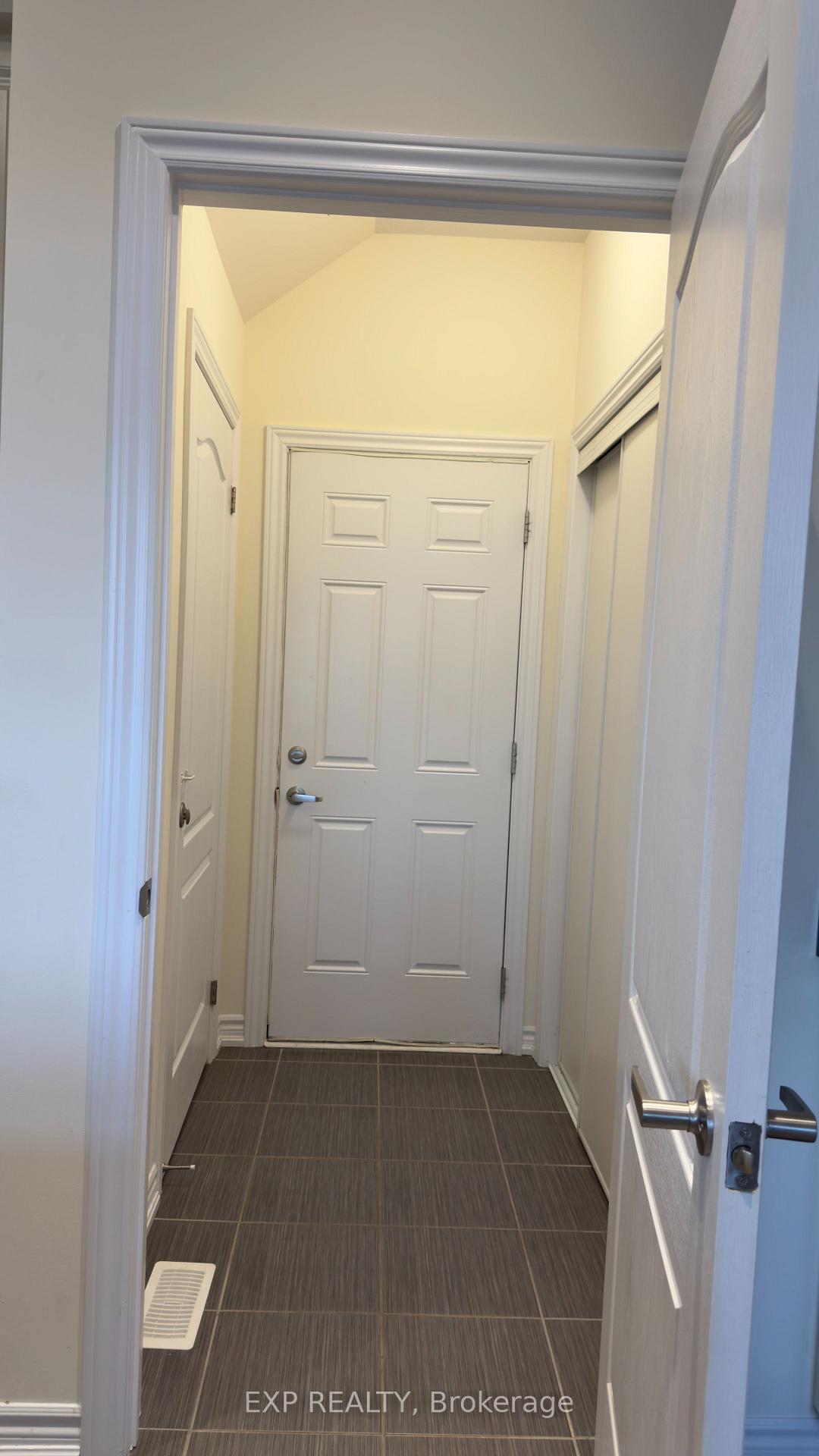 Photo 20 of 190 Explorer Way, Thorold, Rolling Meadows — HOMEH