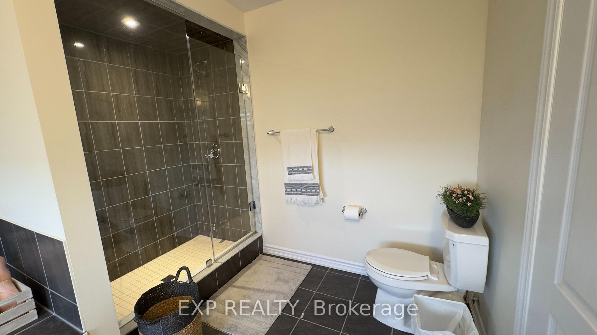 Photo 42 of 190 Explorer Way, Thorold, Rolling Meadows — HOMEH