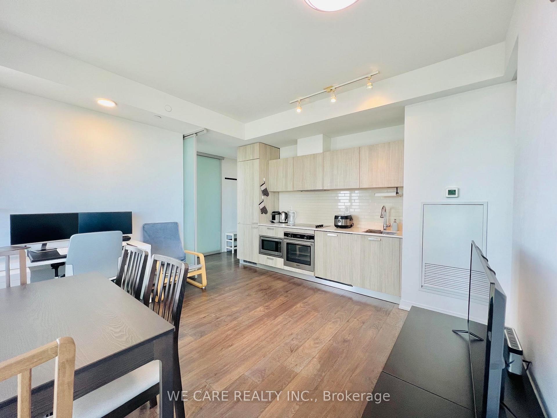 Photo 8 of Unit 3701, 50 Charles Street E, Toronto, Church-Yonge Corridor — HOMEH