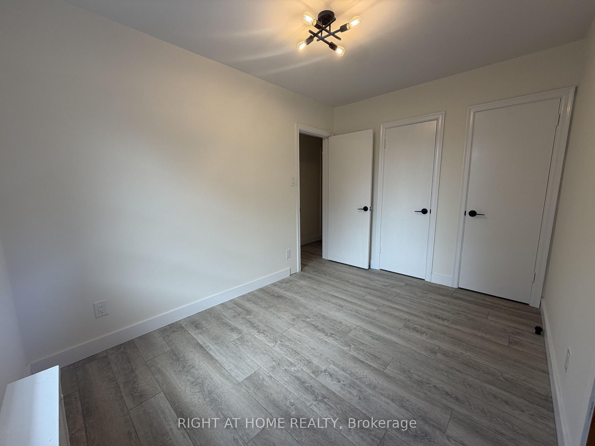 Front of Unit 203, 3384 Lake Shore Boulevard W