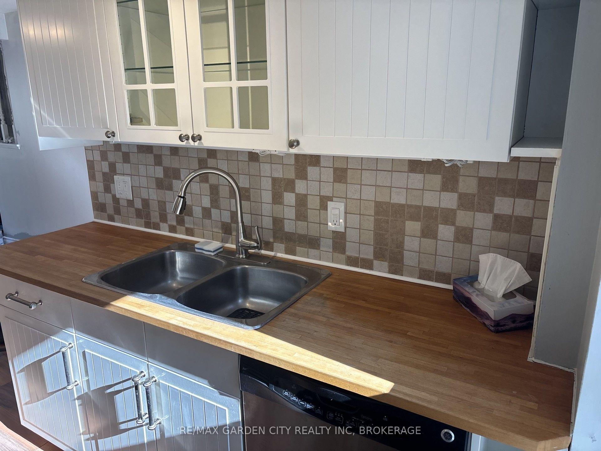 Photo 5 of Unit #13, 280 Thaler Avenue, Kitchener, Chicopee/Freeport — HOMEH