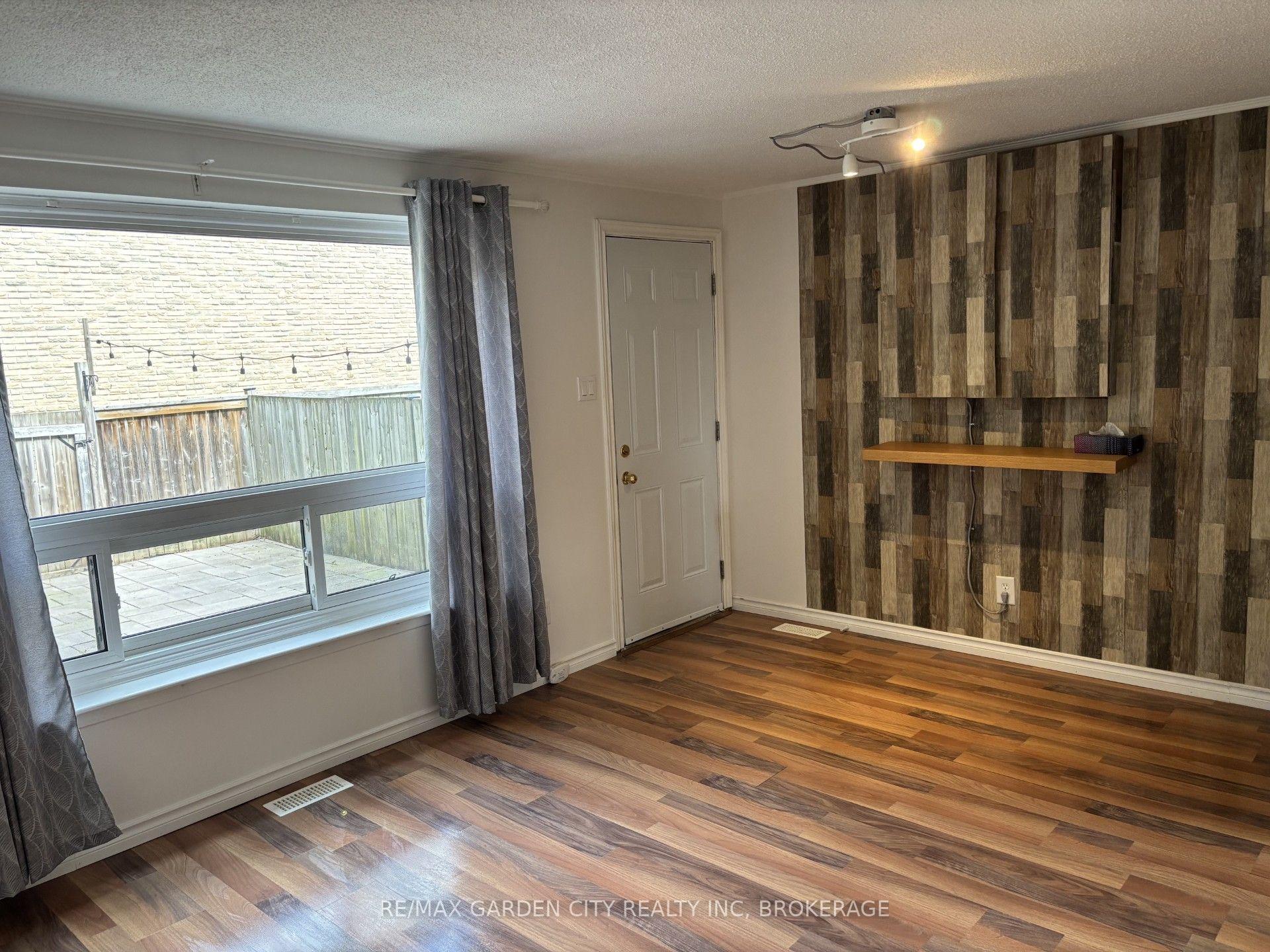 Photo 6 of Unit #13, 280 Thaler Avenue, Kitchener, Chicopee/Freeport — HOMEH