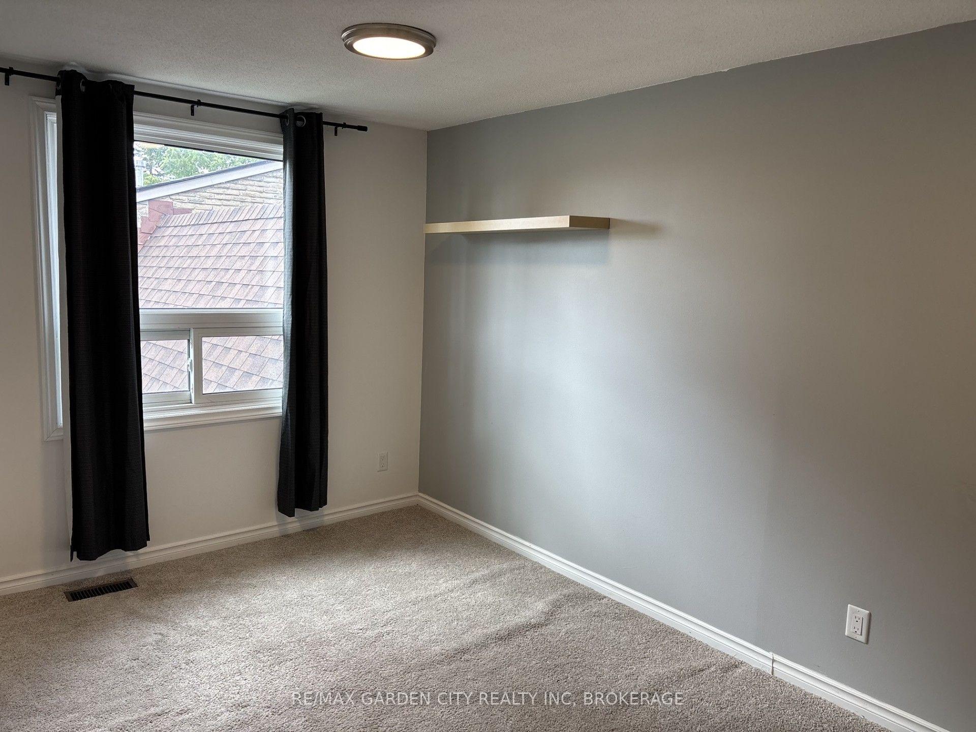 Photo 12 of Unit #13, 280 Thaler Avenue, Kitchener, Chicopee/Freeport — HOMEH