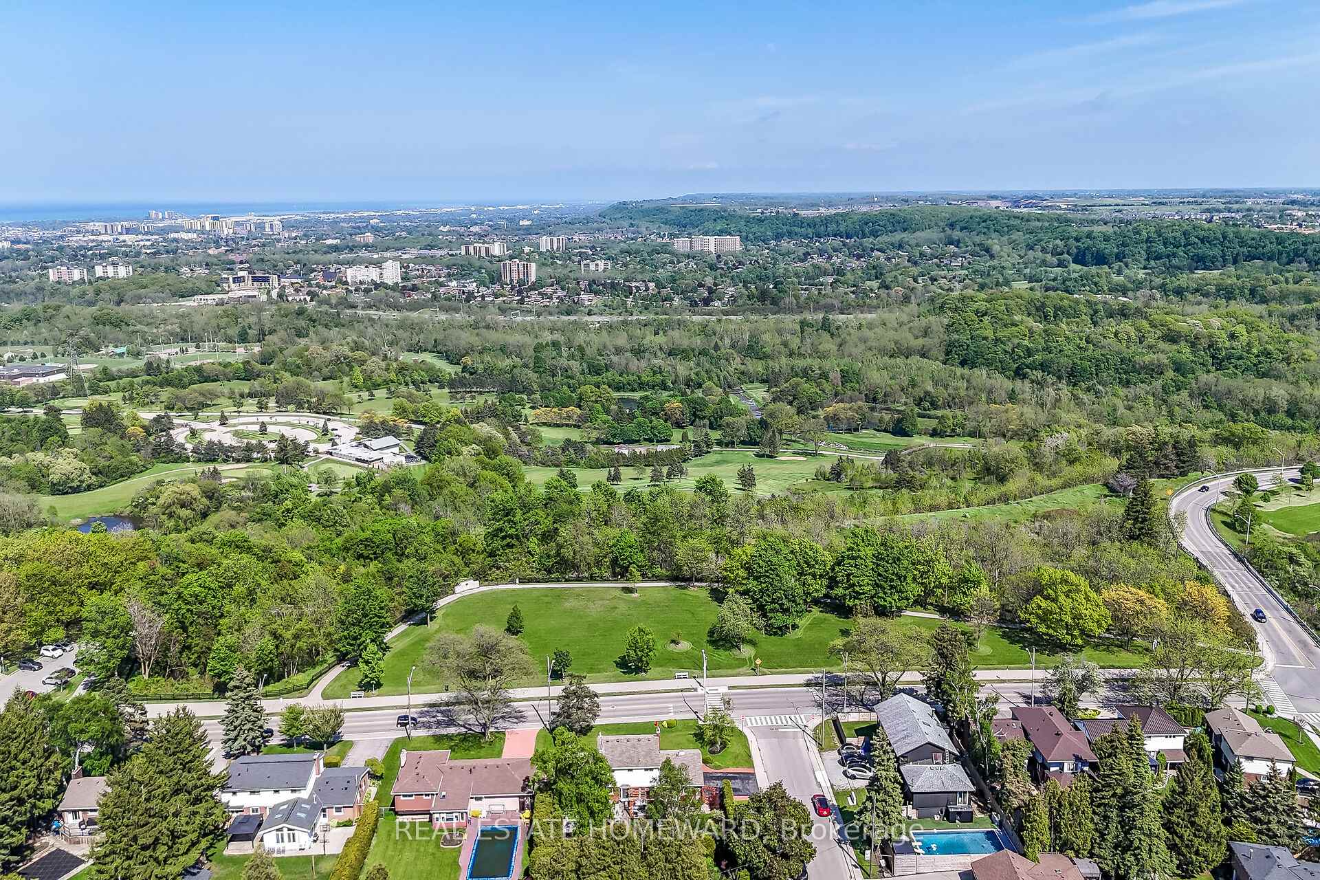 Photo 2 of 634 Mountain Brow Boulevard, Hamilton, Huntington — HOMEH