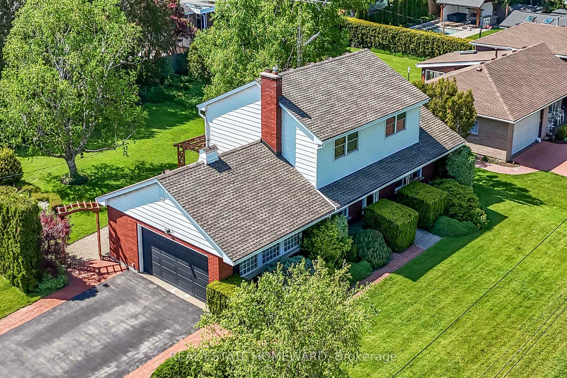 Photo 4 of 634 Mountain Brow Boulevard, Hamilton, Huntington — HOMEH