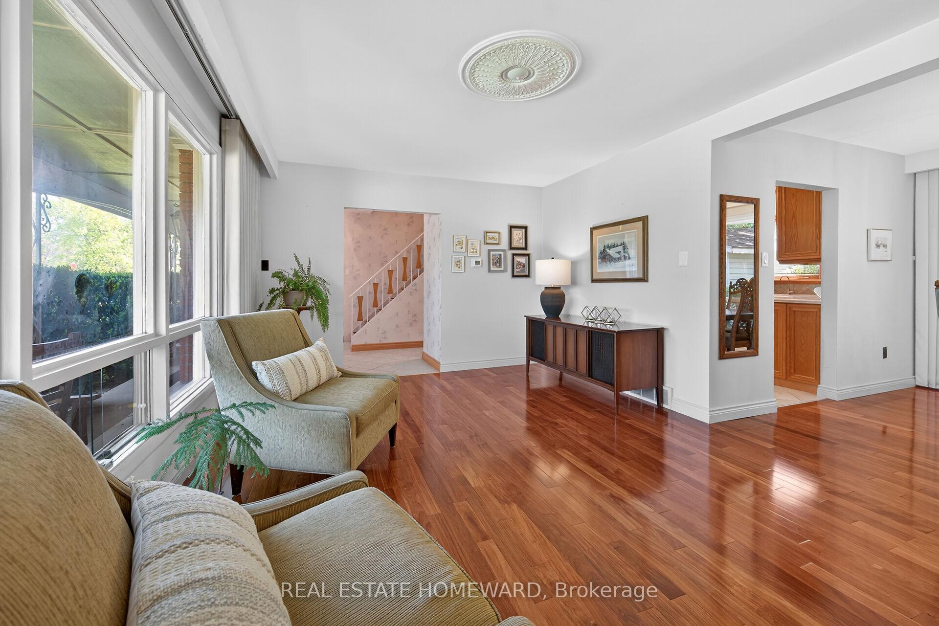 Photo 11 of 634 Mountain Brow Boulevard, Hamilton, Huntington — HOMEH