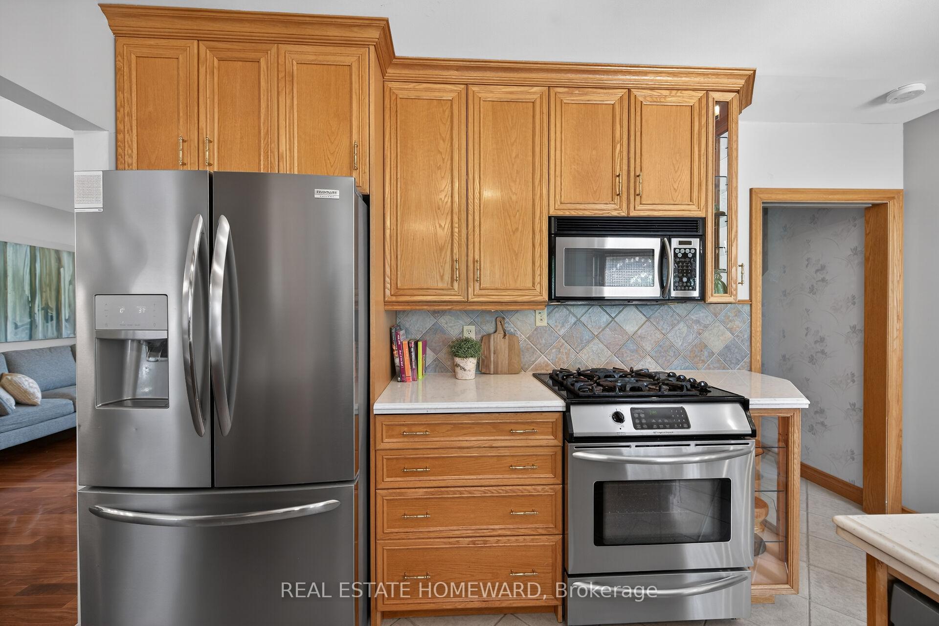 Photo 19 of 634 Mountain Brow Boulevard, Hamilton, Huntington — HOMEH