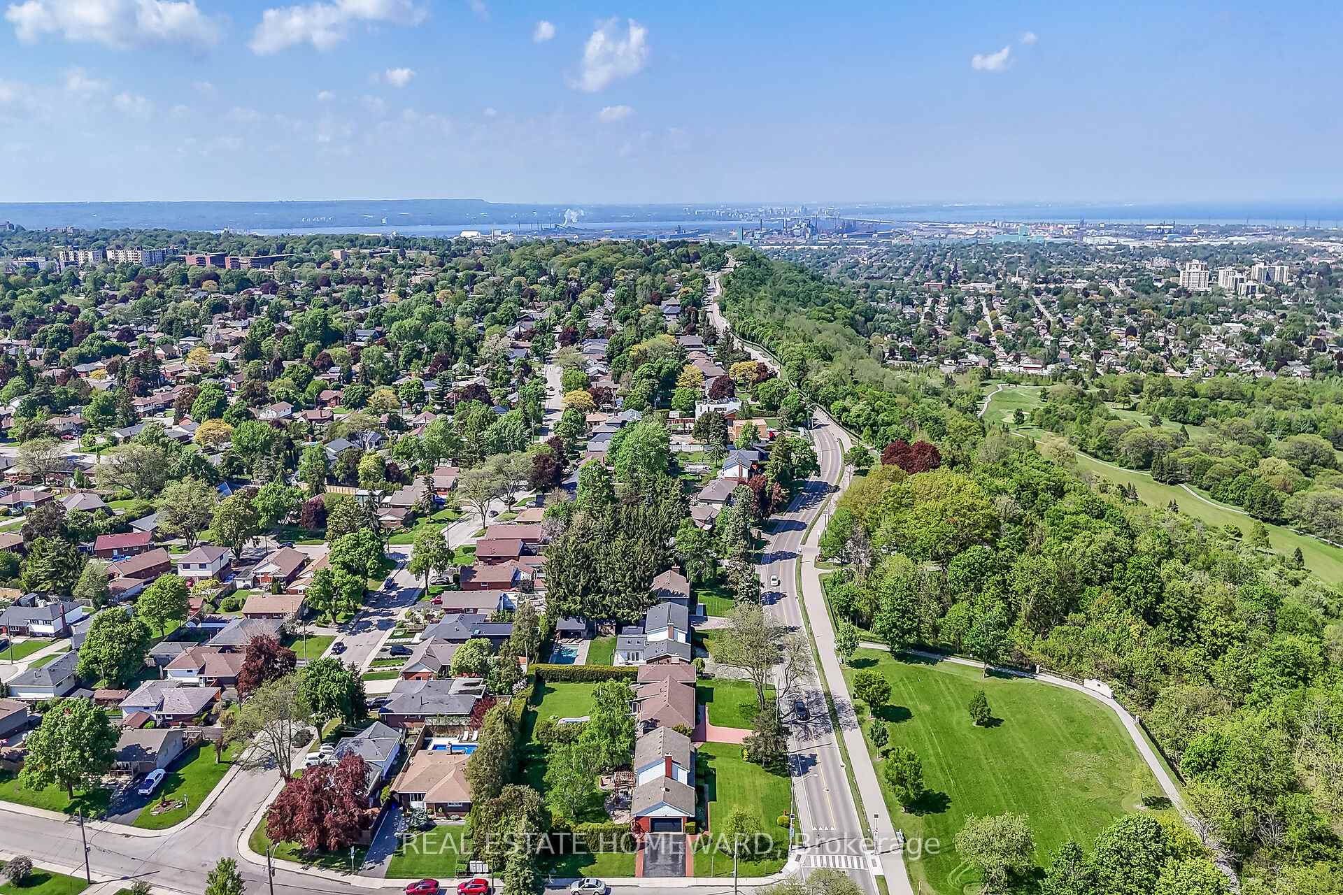Photo 46 of 634 Mountain Brow Boulevard, Hamilton, Huntington — HOMEH
