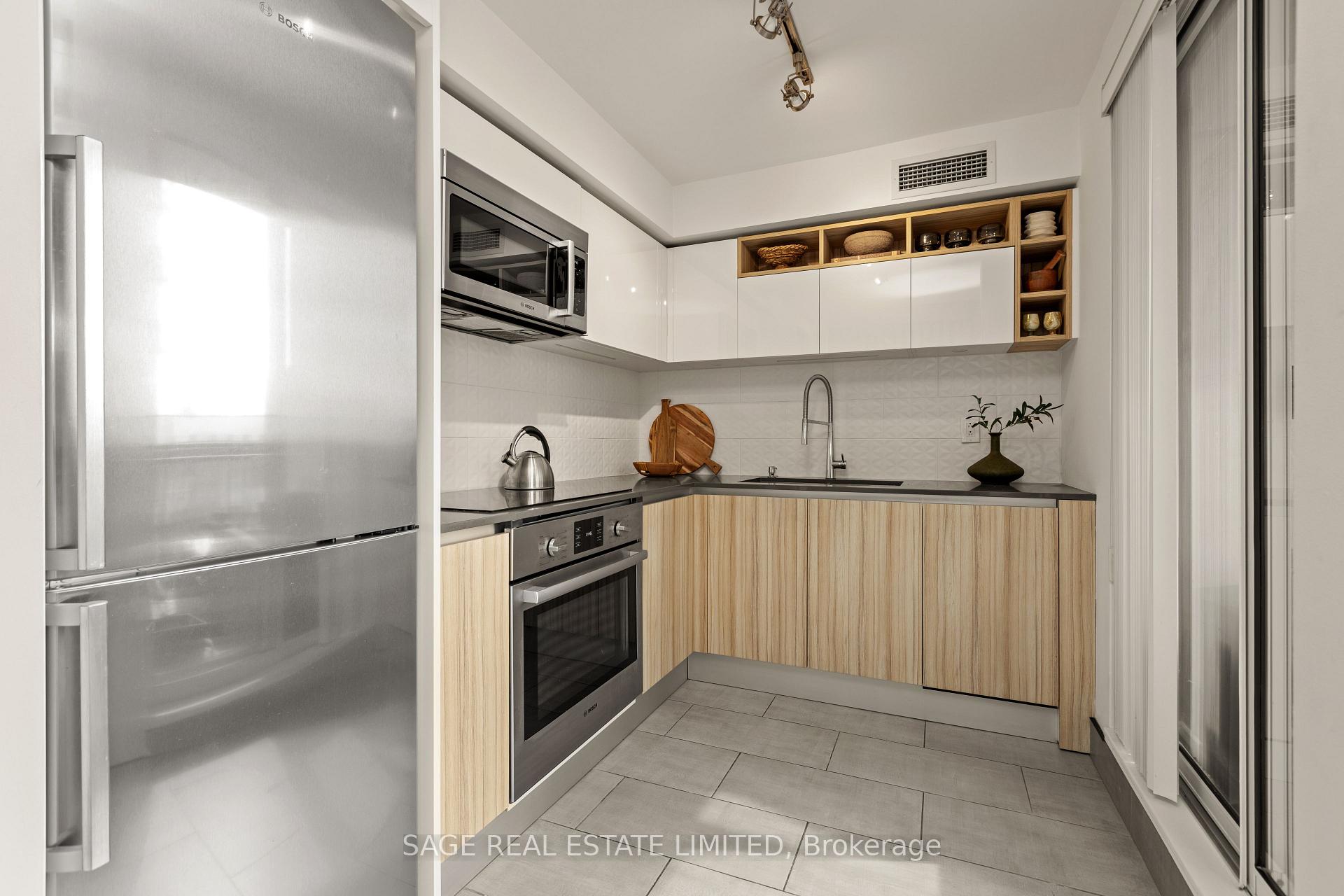 Photo 17 of Unit 506, 18 Merton Street, Toronto, Mount Pleasant West — HOMEH